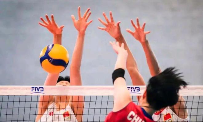 包含U19世锦赛-中国女排对阵日本取3连胜提前2轮进16强的词条