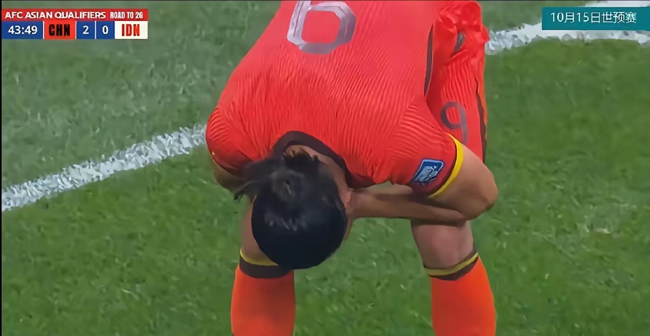 一场2-1绝杀，让中国队争冠起死回生，还送亚洲冠军2连败垫