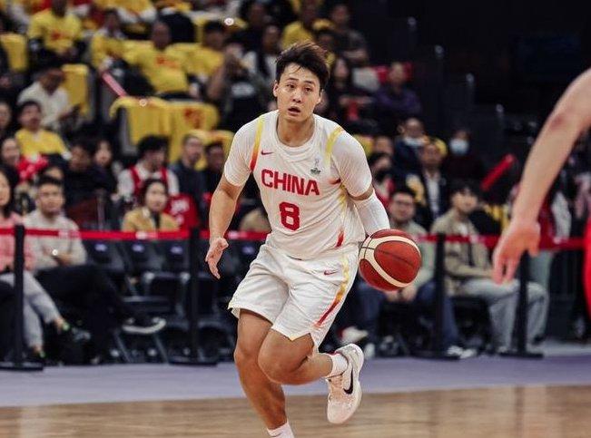 天博体育平台-关于中国男篮结束欧洲拉练抵京曾凡博赴国家队报到的信息