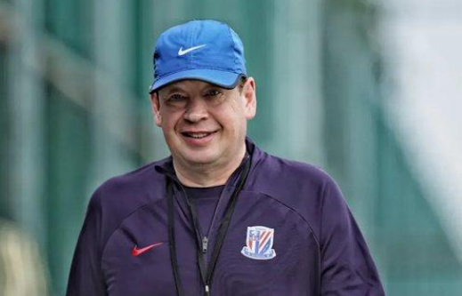 申花引援捡到宝，阿苏埃首秀梅开二度，3国脚连场首发影响榜首战的简单介绍